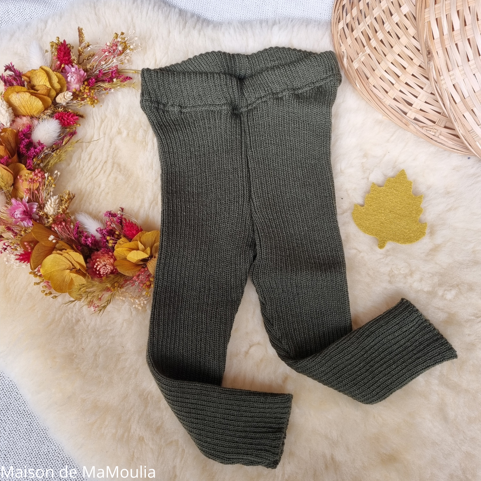 disana-legging-collant-pure-laine-merinos-tricotée-bebe-enfant-maison-de-mamoulia- vert- olive