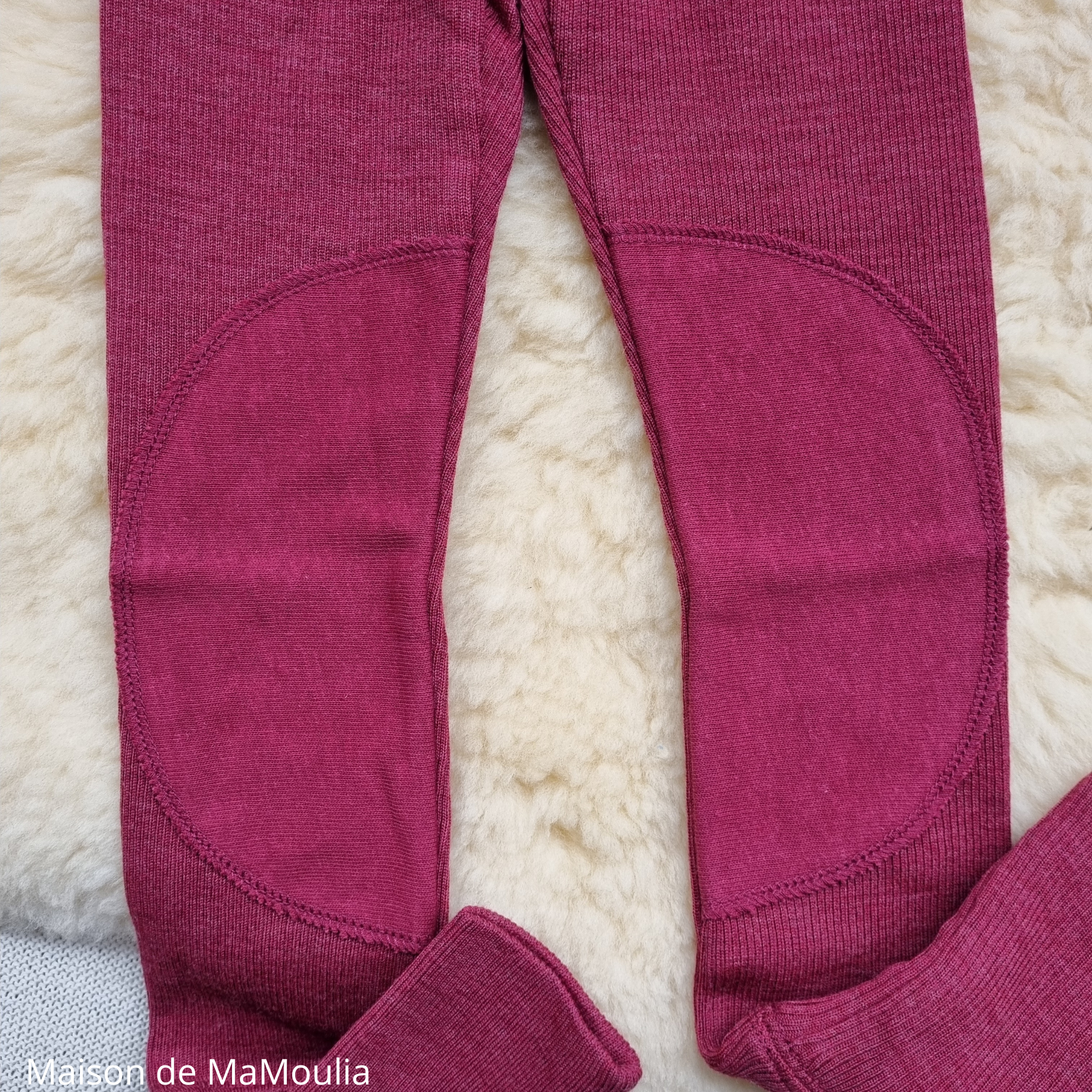 manymonths-pantalon-legging-genouilleres-laine-merinos-enfant-maison-de-mamoulia-dark -cerise -rouge