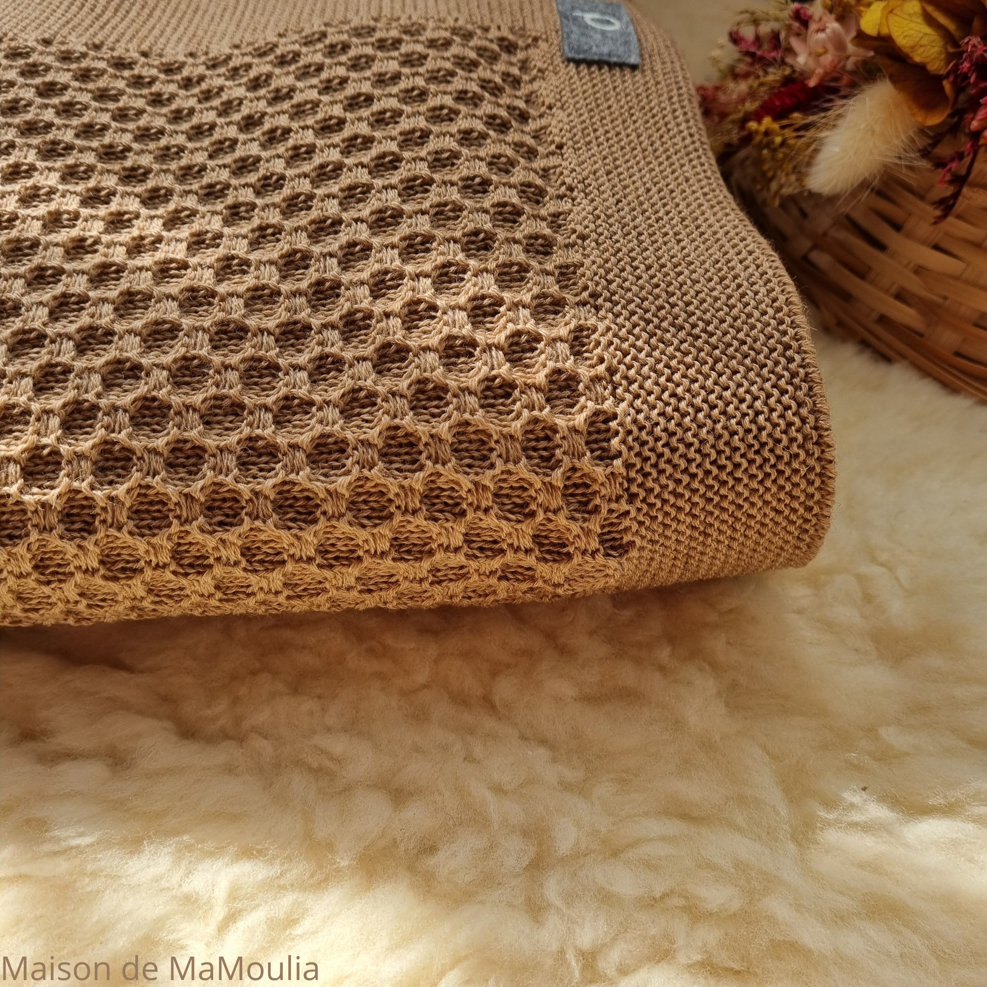 Couverture nid d'abeilles en laine Mérinos - Rose Disana - Maman