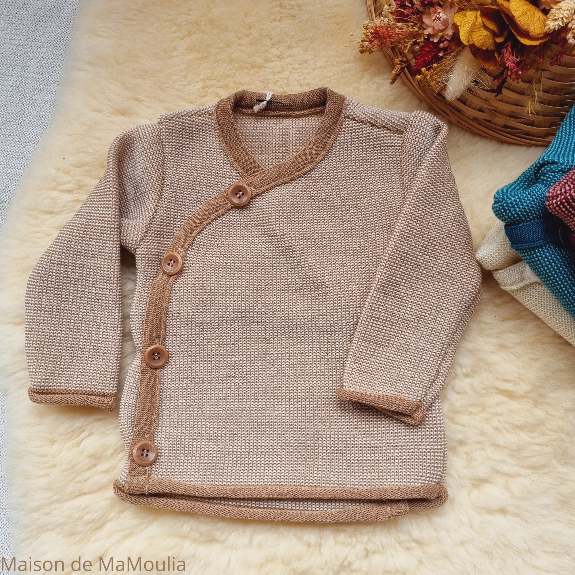 disana-melange-jacket-gilet-pure-laine-merinos-tricotée-bebe-enfant-maison-de-mamoulia-  beige-caramel