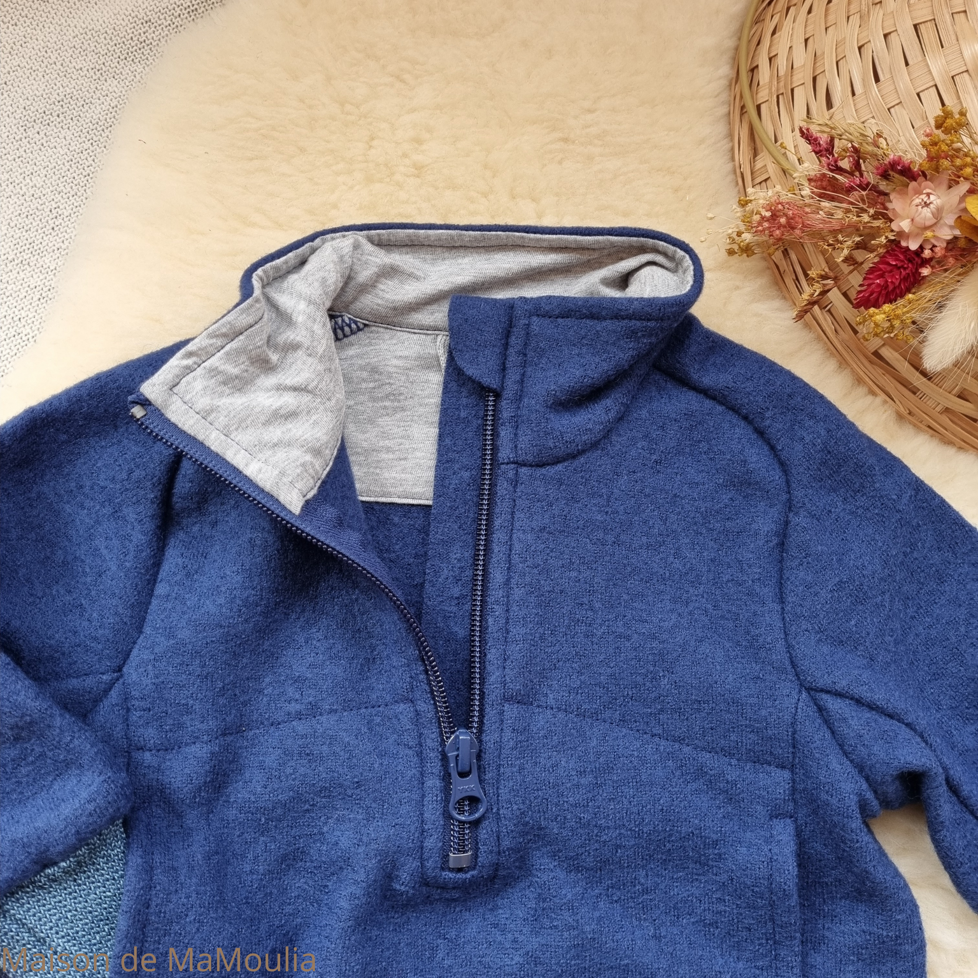 disana-sweat-zip-jacket-veste-pure-laine-merinos-bouillie-bebe-enfant-maison- de- mamoulia- bleu- marine