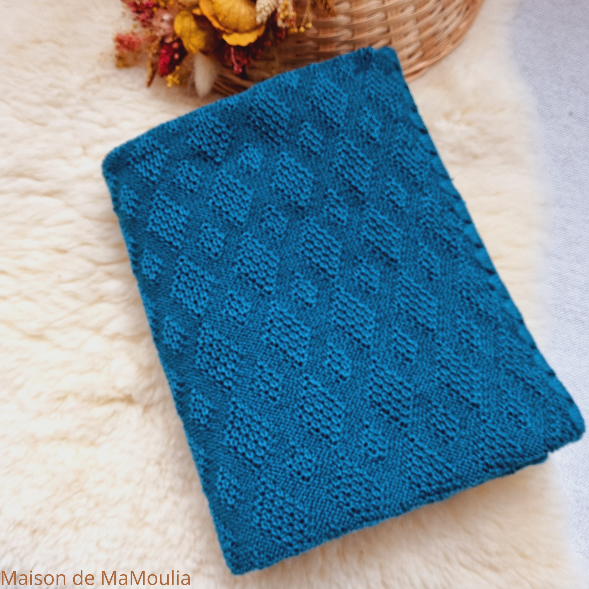 couverture-bebe-80-100-pure-laine-merinos-tricotée-disana-gots-maison-de-mamoulia -originale-pacific-bleu-petrole
