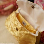pochette-impermeable-pour-serviettes-hygieniques-lavables-mamidea-babyidea-maison-de-mamoulia-  golden-jaune