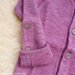 manymonths-gilet-cardigan-ajustable-evolutif-laine-merinos-bebe-enfant-maison-de-mamoulia-vintage-pink -rose- clair