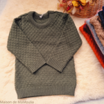 disana-aran-gilet-pull-pure-laine-merinos-tricotée-bebe-enfant-maison-de-mamoulia-olive
