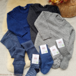 disana-aran-gilet-pull-pure-laine-merinos-tricotée-bebe-enfant-maison-de-mamoulia-manymonths-hirsch-bleu-gris