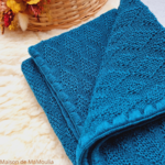 couverture-bebe-80-100-pure-laine-merinos-tricotée-disana-gots-maison-de-mamoulia -originale-pacific-bleu- petrole
