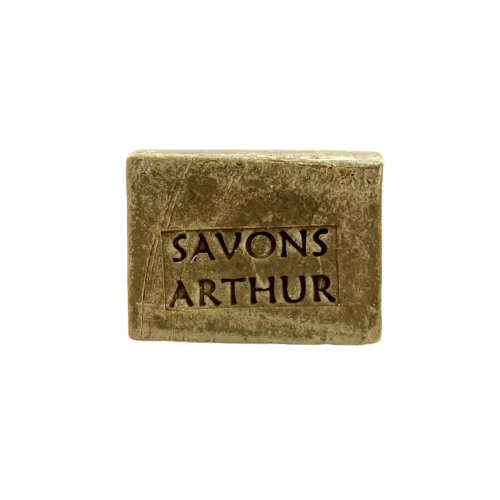 savon-solide-huile-olive-ortie-arthur-clean-cosmetiques-nu-removebg-preview