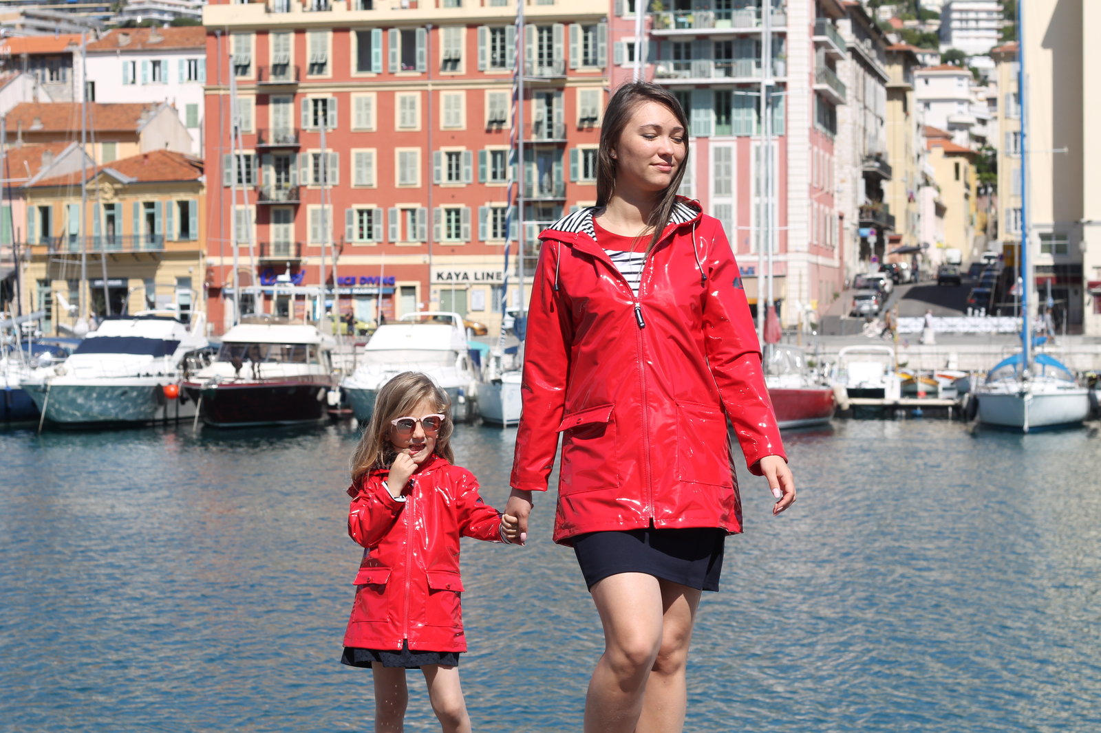 laurinda ciré enfant rouge hublot mode marine