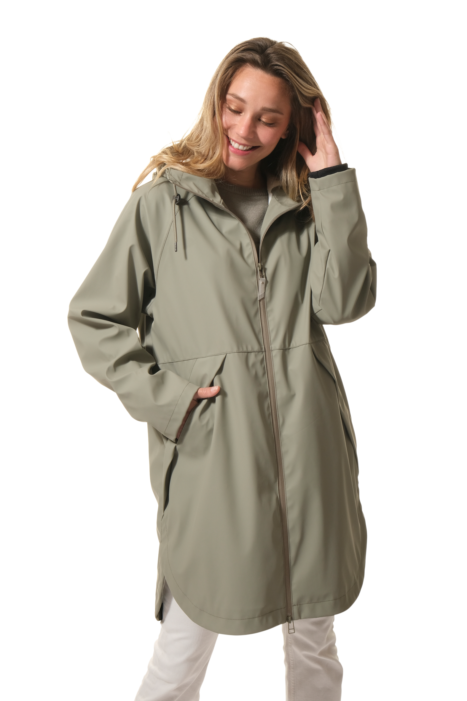 Ciré long à capuche femme avec manches raglan, fentes arrondies et