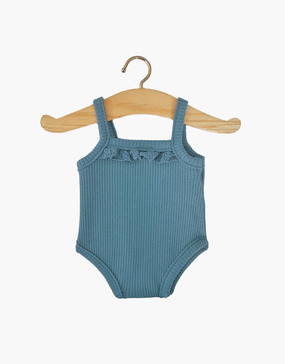minikane-collection-dressing-vetements-accessoires-meubles-poupees_gordis-34-37cm-les-ptits-basiques-dessous-fille-body-dentelle-une-piece-paon-en-maille-cotelee
