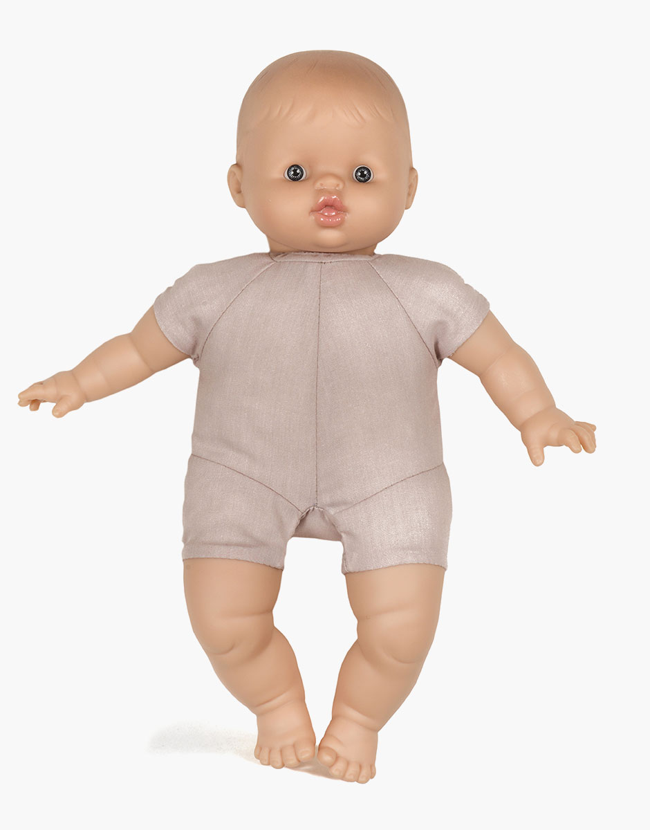 minikane-collection-accessoires-et-dressing-poupees-babies-28cm-garance-petite-fille-europe-debout-2
