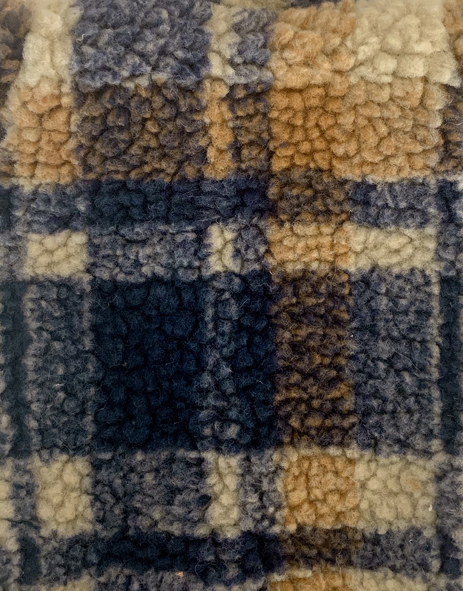 minikane-collection-dressing-vetements-accessoires-meubles-poupees_babies-28cm-combinaison-winnie-en-sherpa-tartan-zoom