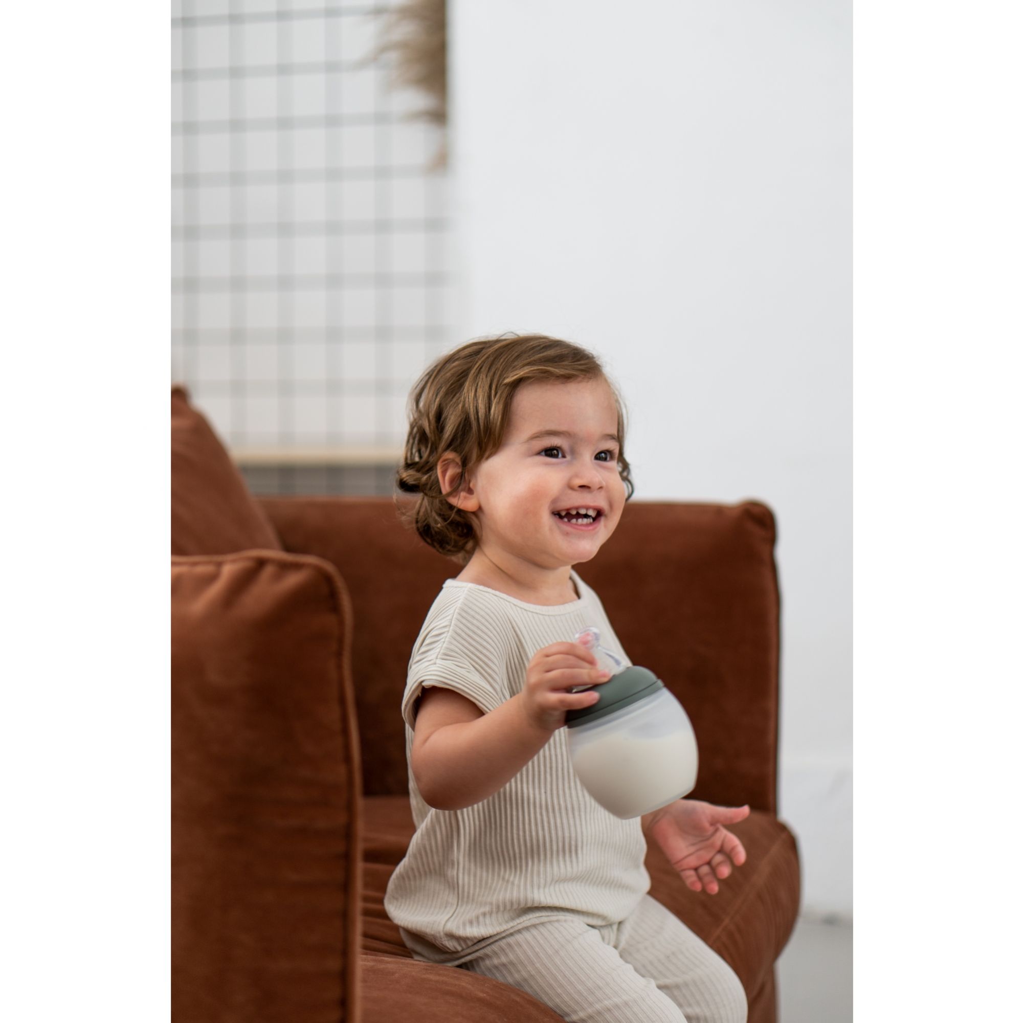 baby-bottle-240-ml-kaki-elhee_OD