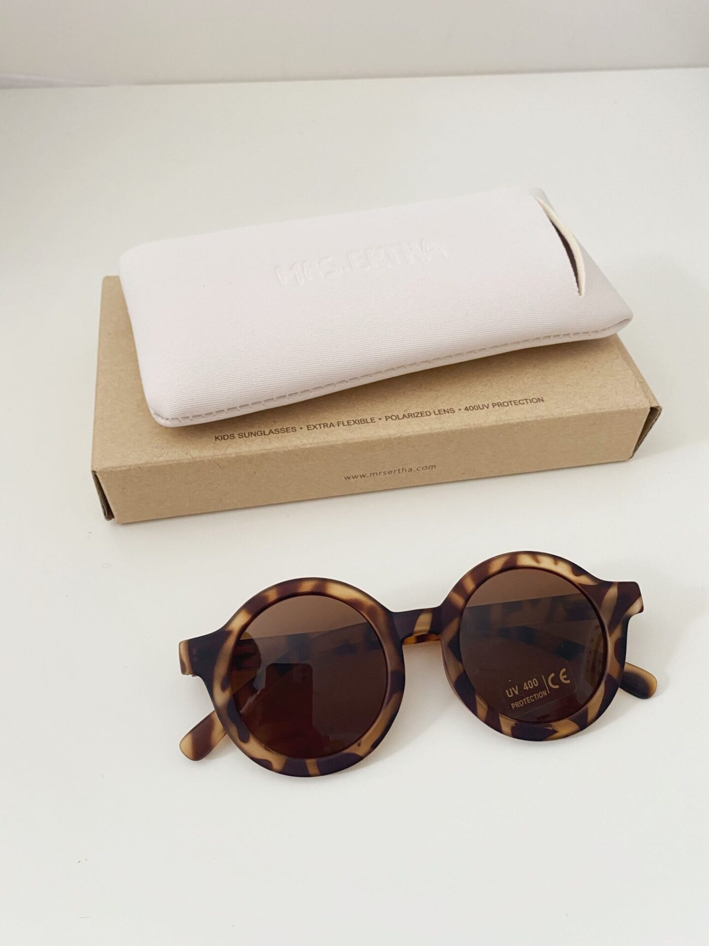lunettes-de-soleil-enfant-souples-sundays-kids-store-1-scaled