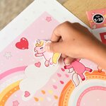 Poppik-poster-stickers-creative-licornes-gommettes-autocollants-activite-9