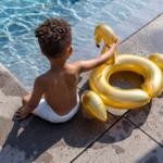 0146702_swim-essentials-napihljiv-obroc-gold-swan