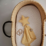 mushie--teether-pretzel--natural (1)
