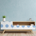 PP55-meuble-papier-peint-adhesif-decoratif-revetement-vinyle-motifs-pois-bleu-renovation-meuble-mur-min