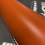 Adhesif-rouleau-couleur-uni-orange-fonce-mat