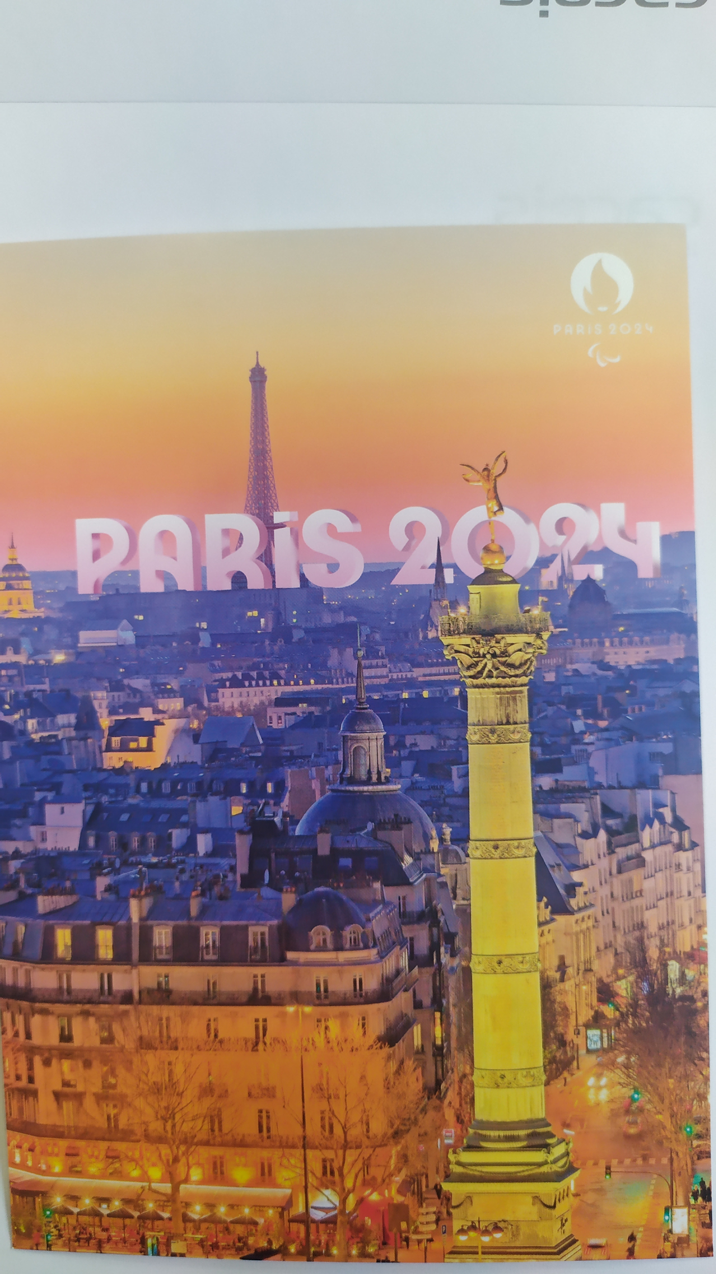 carte postale - la place de la bastille et la tour eiffel
