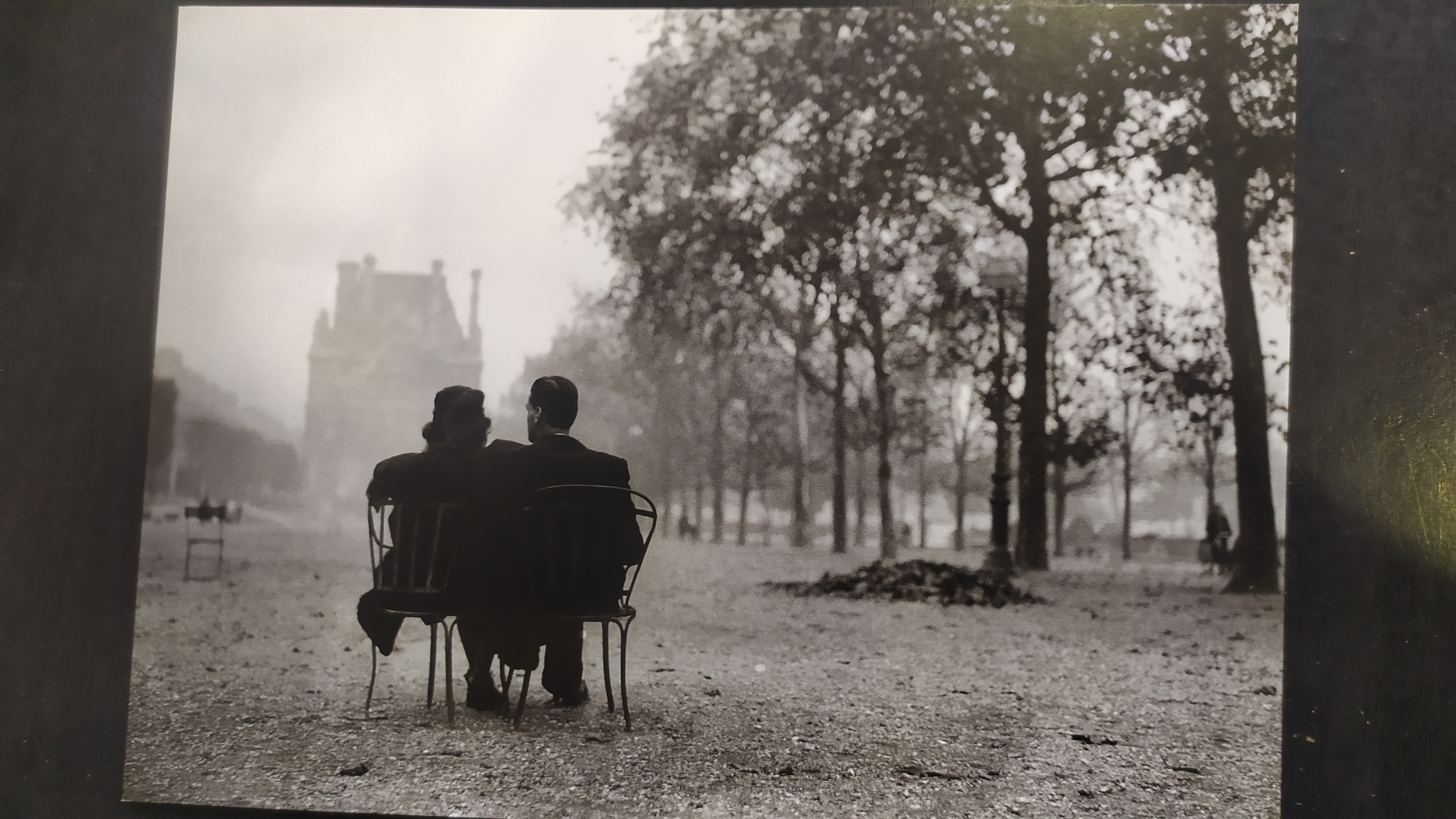 couple au jardin des tuileries