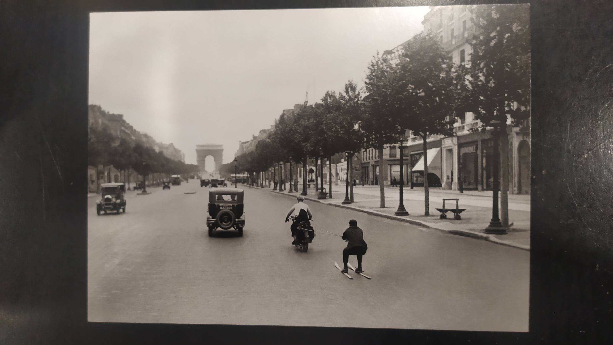 ski sur les champs elysées