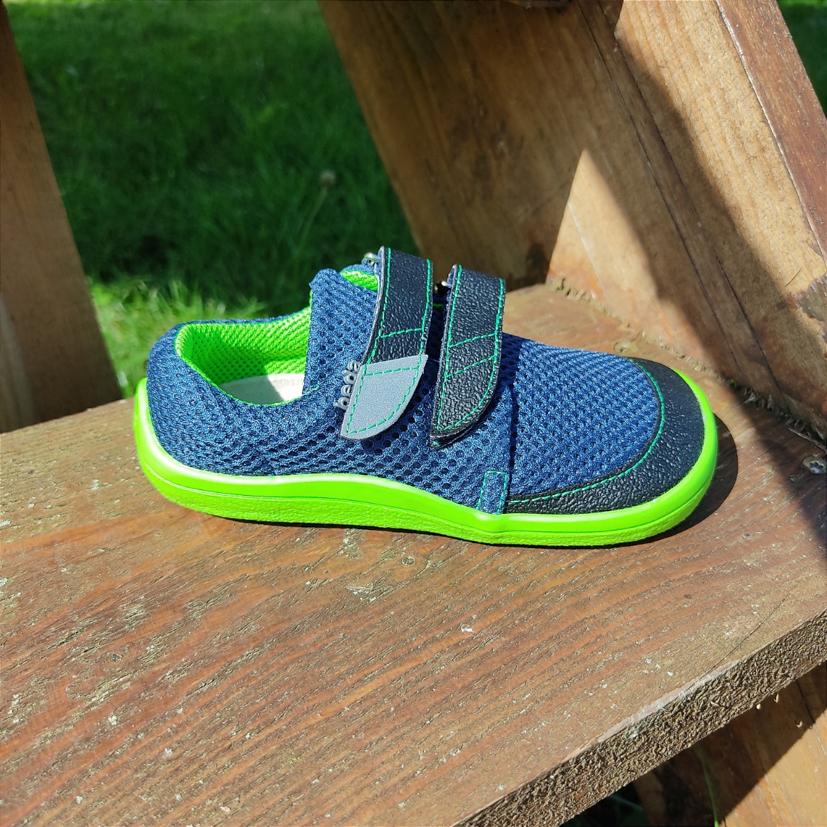 Baskets en mesh de la marque Beda barefoot, blue lime, sur la boutique Liberty Pieds-12