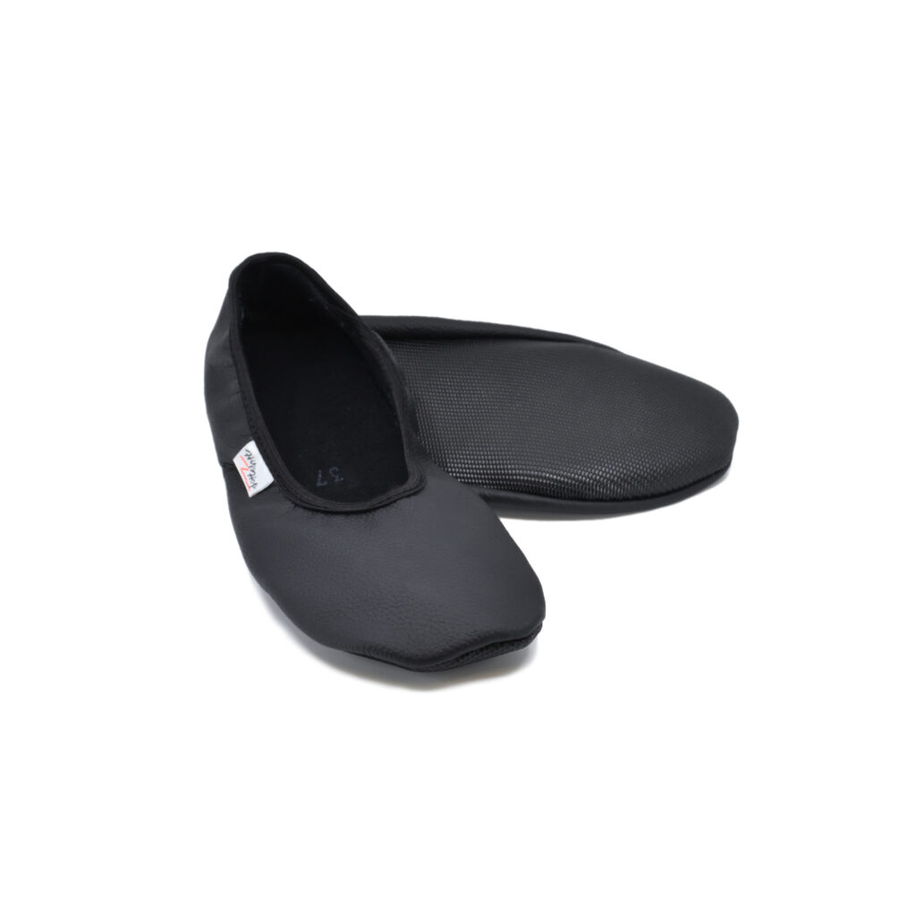 chaussons barefoot en cuir HIP HOP noir sur la boutique Liberty Pieds-1