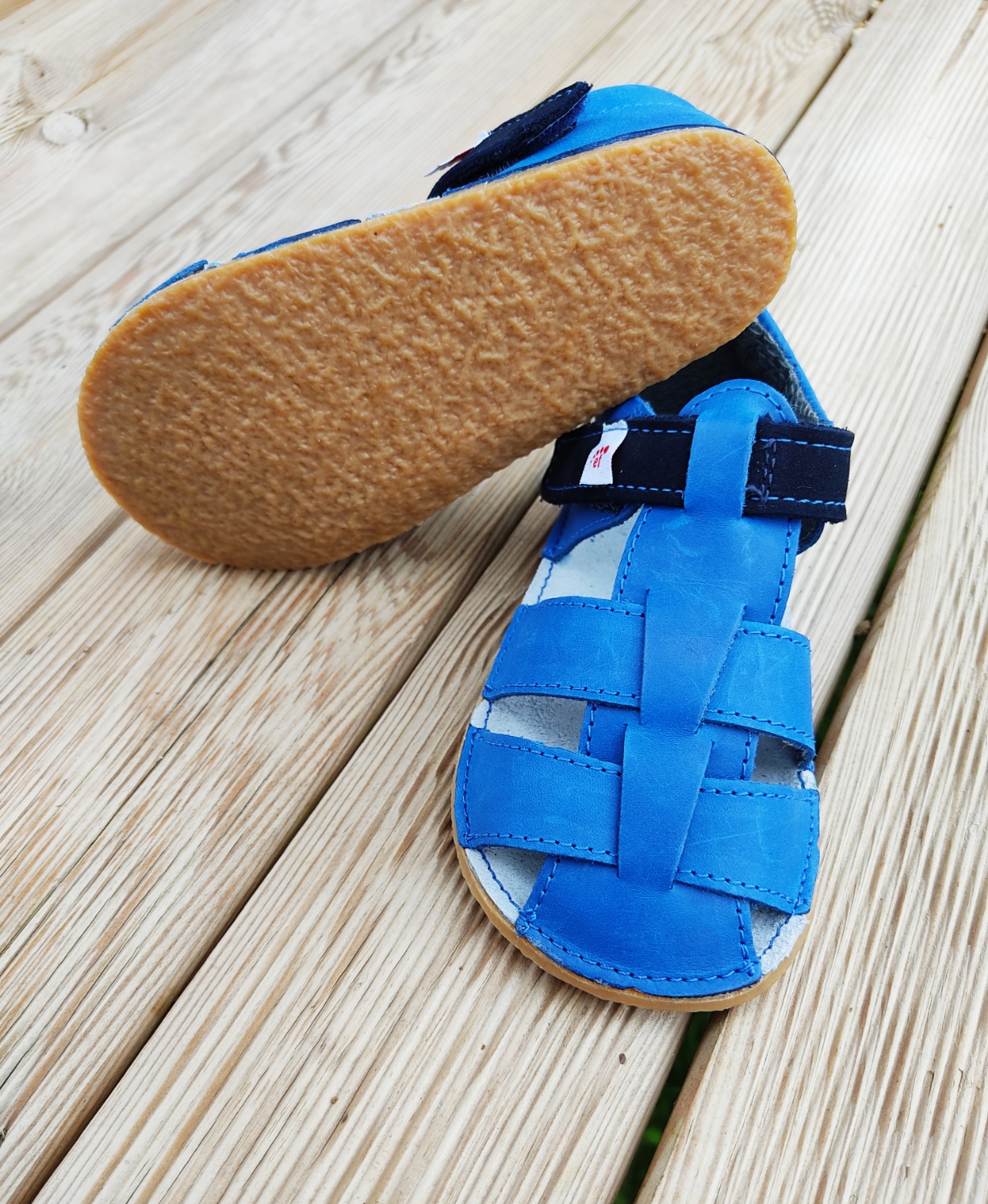sandales-EF-barefoot-bleu-jean-liberty-pieds(5)