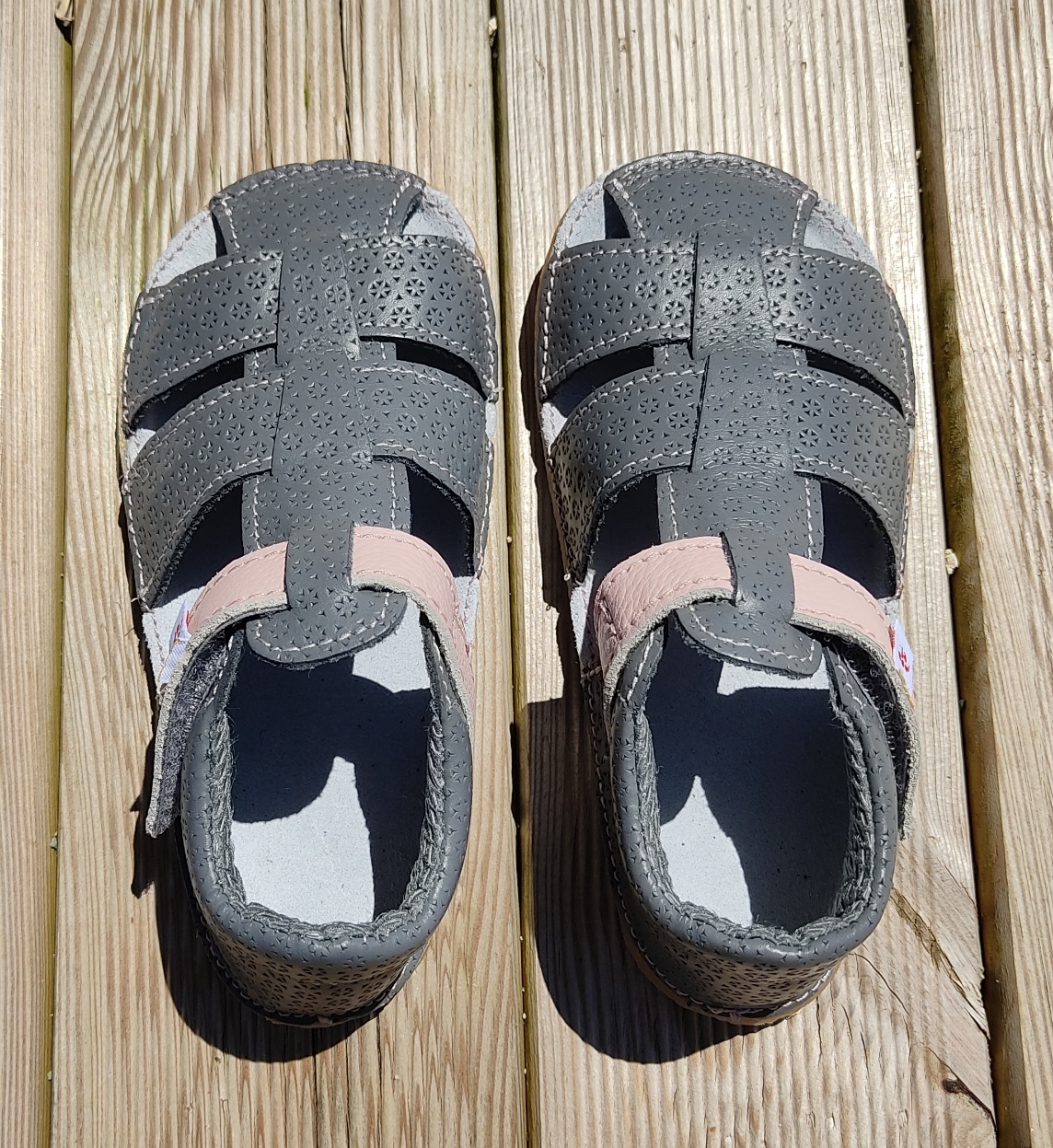 sandales EF barefoot gris anthracite et rose sur la boutique liberty pieds (6)