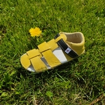 sandales ef barefoot jaune sur le boutique liberty pieds-10