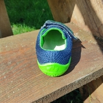 Baskets en mesh de la marque Beda barefoot, blue lime, sur la boutique Liberty Pieds-15