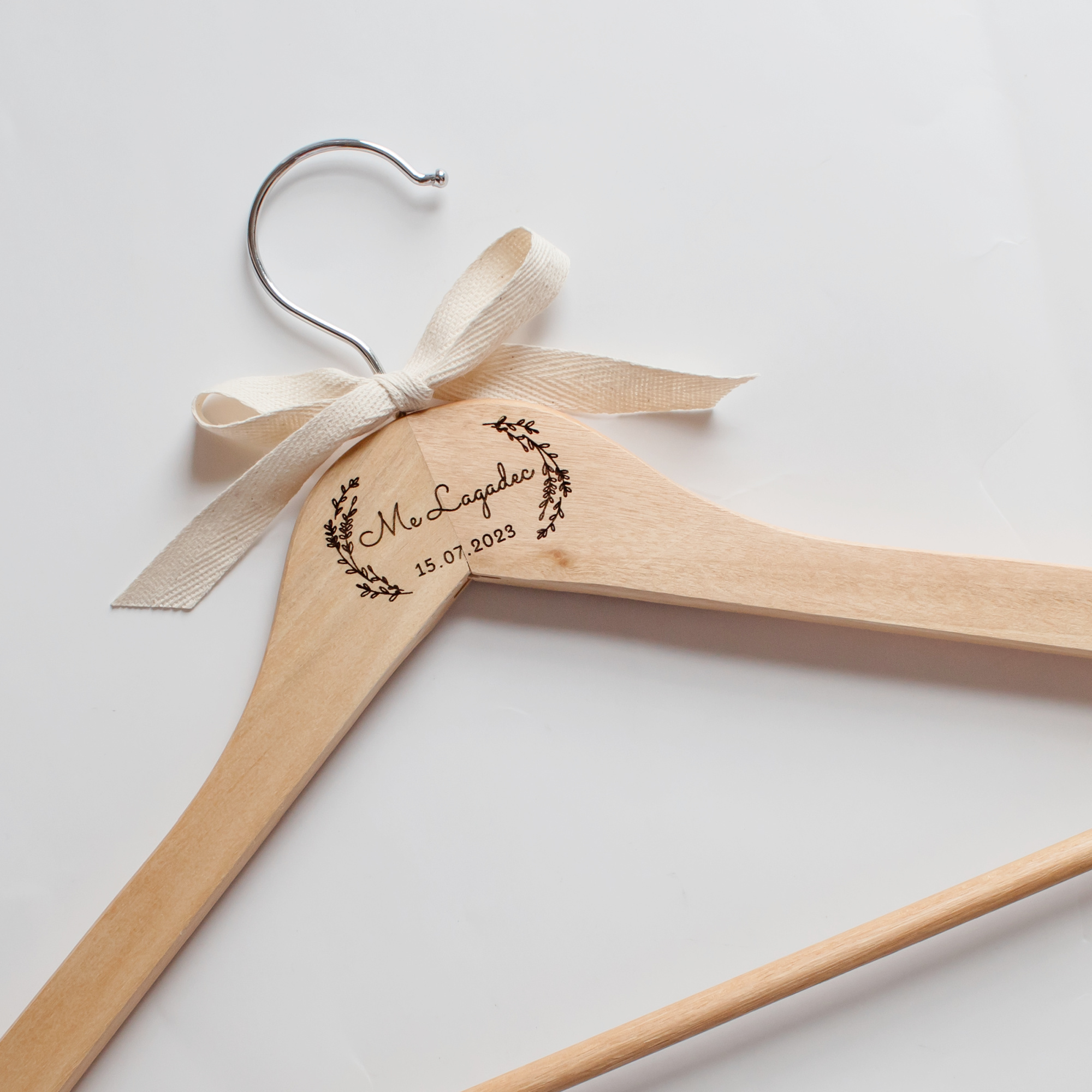 cintre-personnalise-feuillage-itouitou