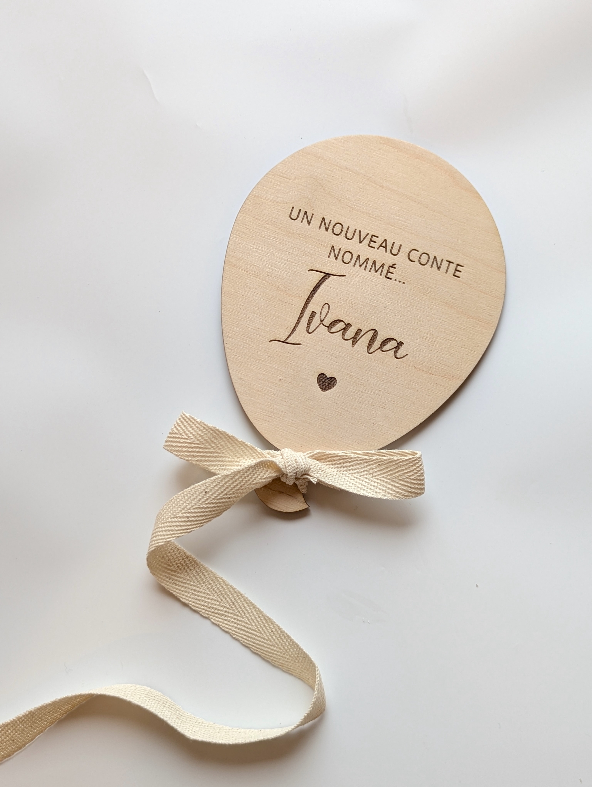 carte-ballon-bois-personnalise-naissance-bebe-itouitou