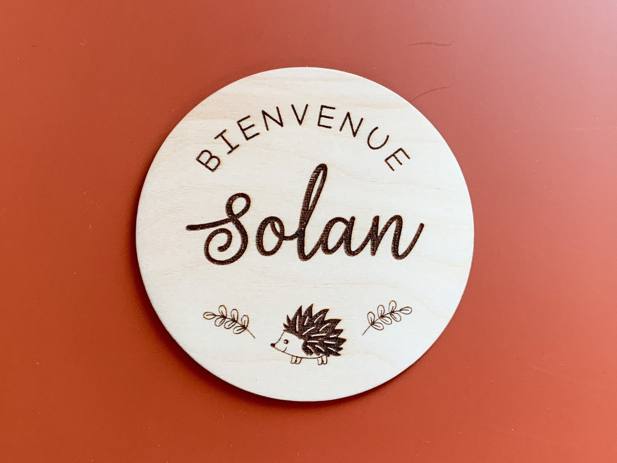 Carte en bois Bienvenue avec hérisson - Bois - itouitou