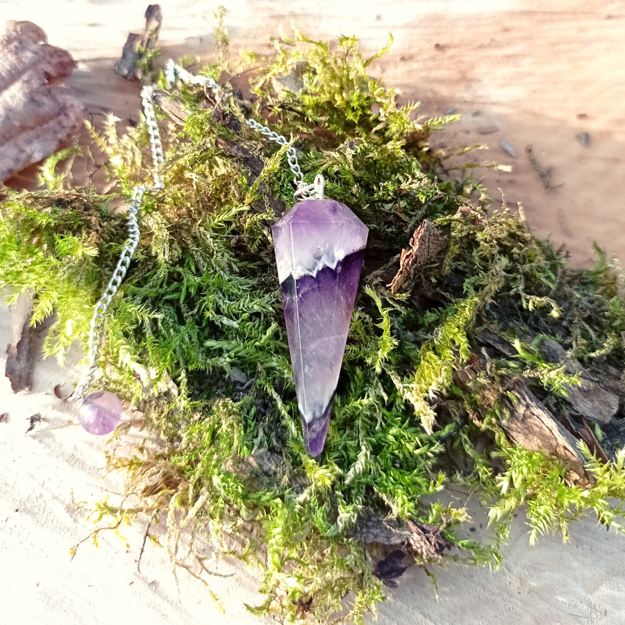 Pendule-amethyste-cone