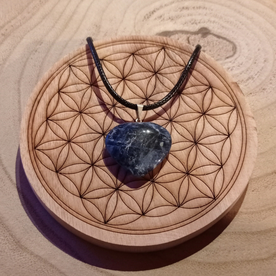 Pendentif coeur en sodalite