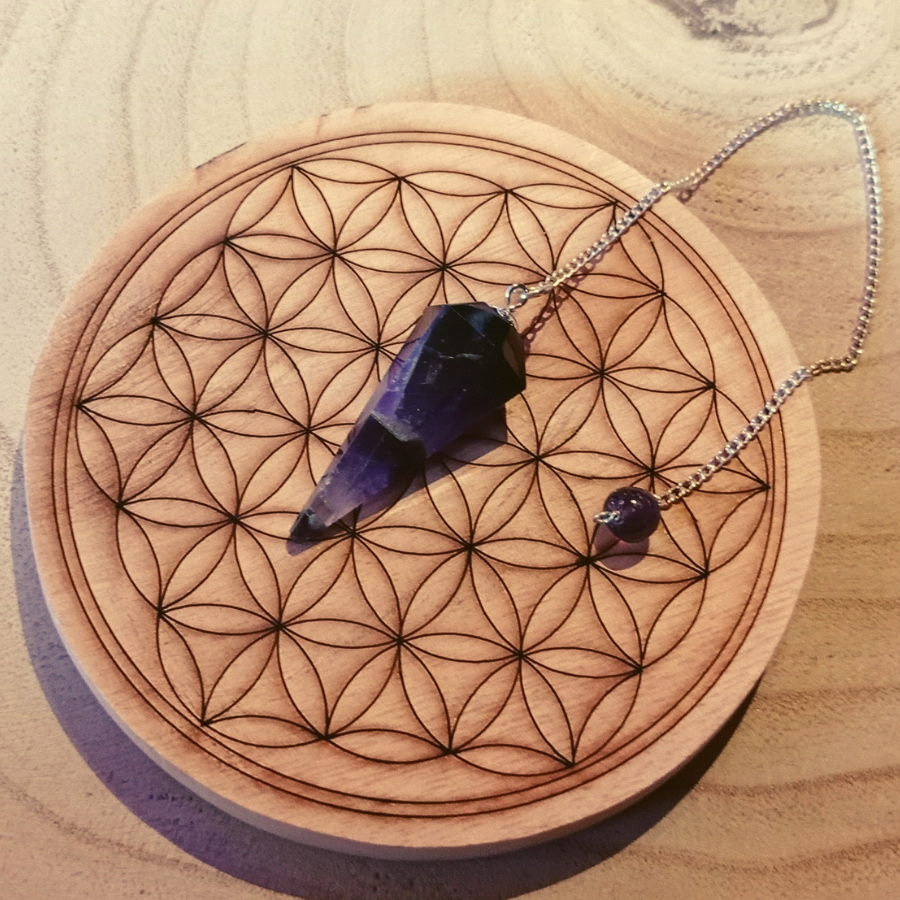 Pendule cône en améthyste