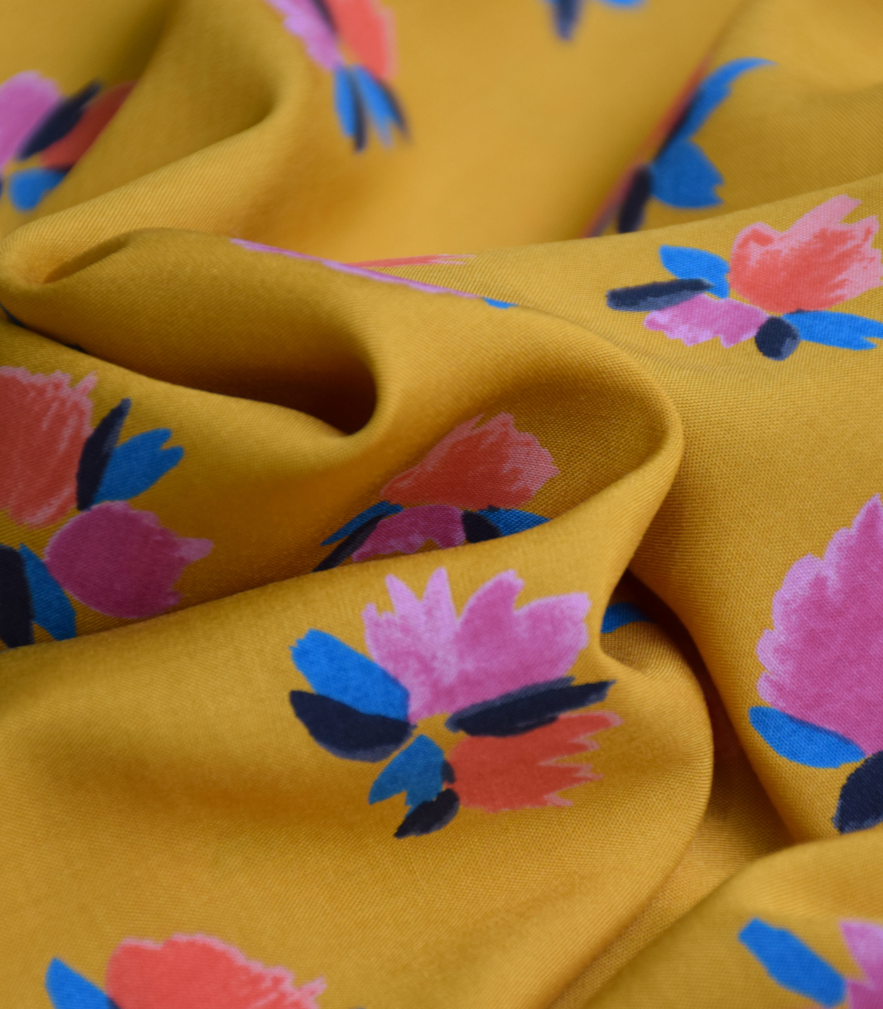 tissu-viscose-singuliere-wild-flowers-ocre-3