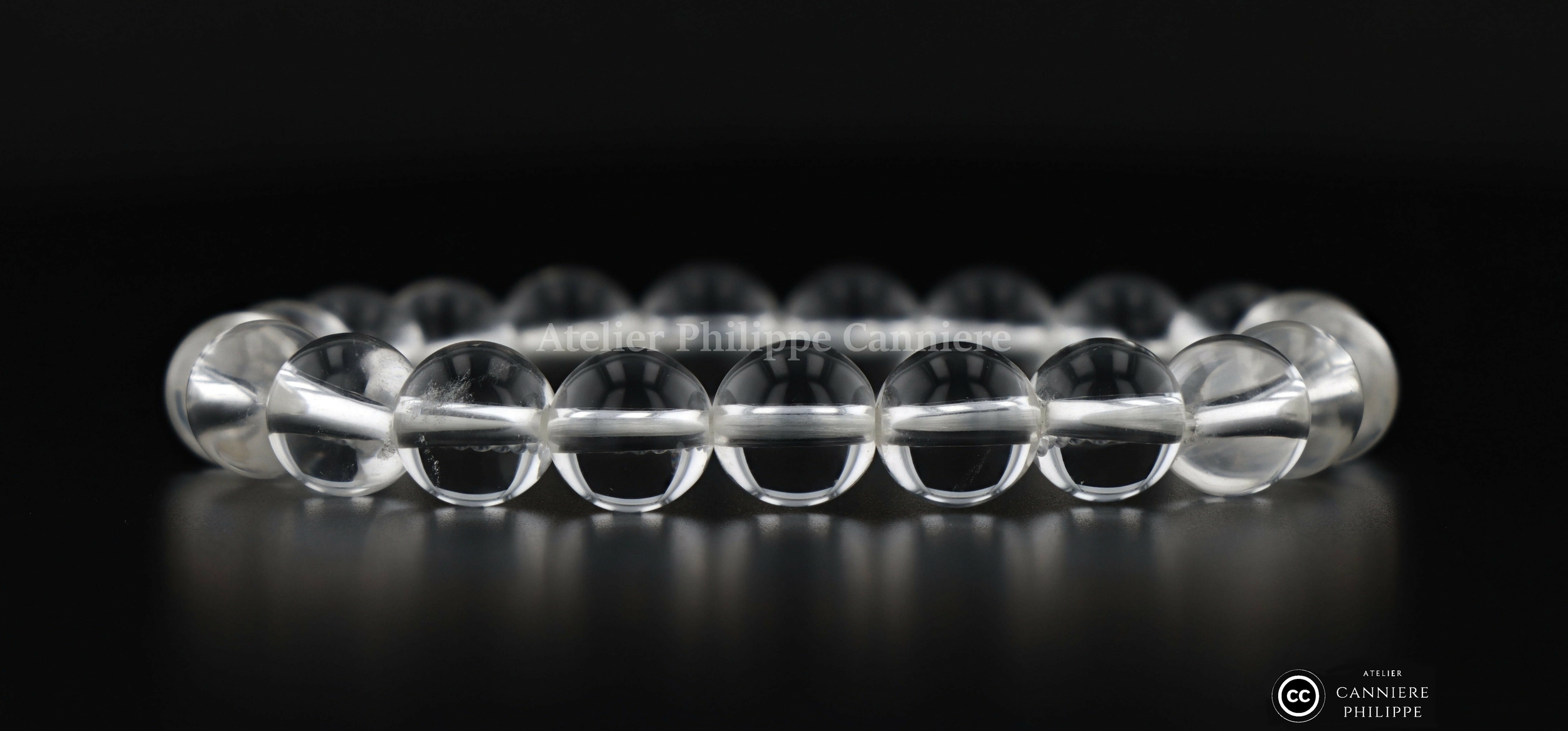 Bracelet Cristal de Roche Fond Noir Perle 8mm