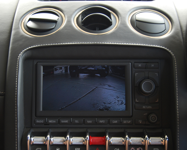 Interface caméra de recul pour autoradio RNS-E Navigation et Lamborghini Gallardo