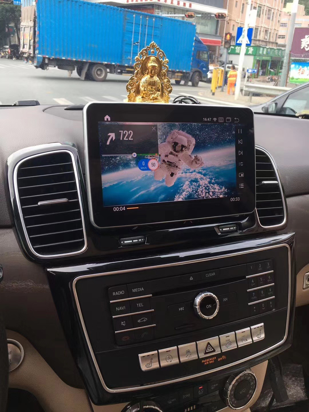 Ecran tactile Android 13.0 et Apple Carplay Mercedes GLE et GLS