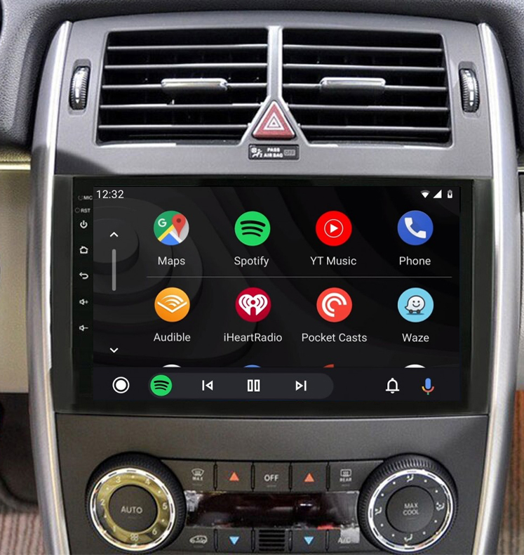 Ecran tactile QLED GPS Android 11.0 et Apple Carplay Mercedes Vito Viano