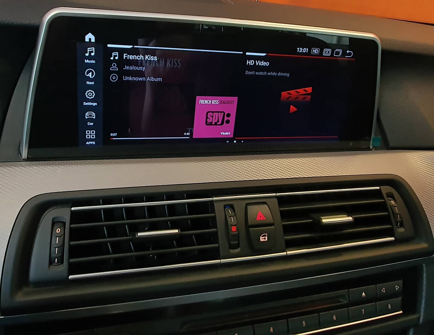 Autoradio tactile Android 11.0 et Apple Carplay sans fil BMW Série 5 F10 et Série 5 GT F07 de 2011 à 2017