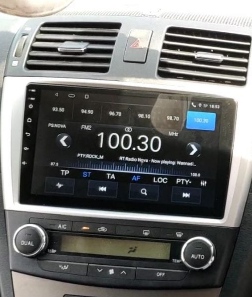 Ecran tactile QLED GPS Apple Carplay et Android Auto sans fil Toyota Avensis de 2009 à 2013