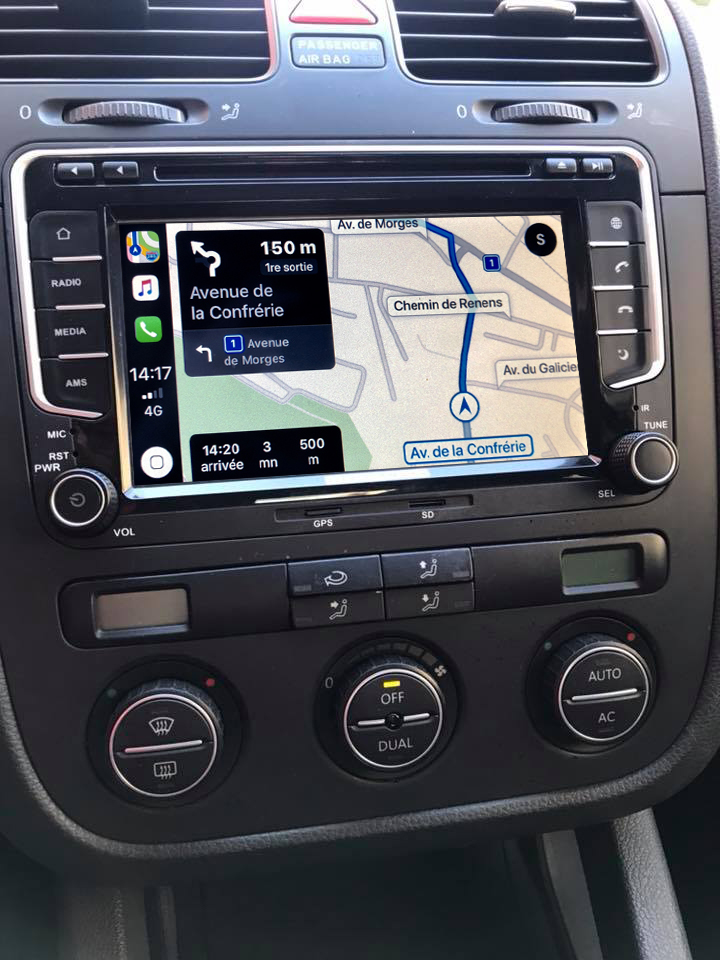 Autoradio tactile GPS Android 11.0 et Apple Carplay Volkswagen Amarok Coccinelle Sharan Transporter Polo Caddy Eos Golf Scirocco Passat Tiguan et Touran