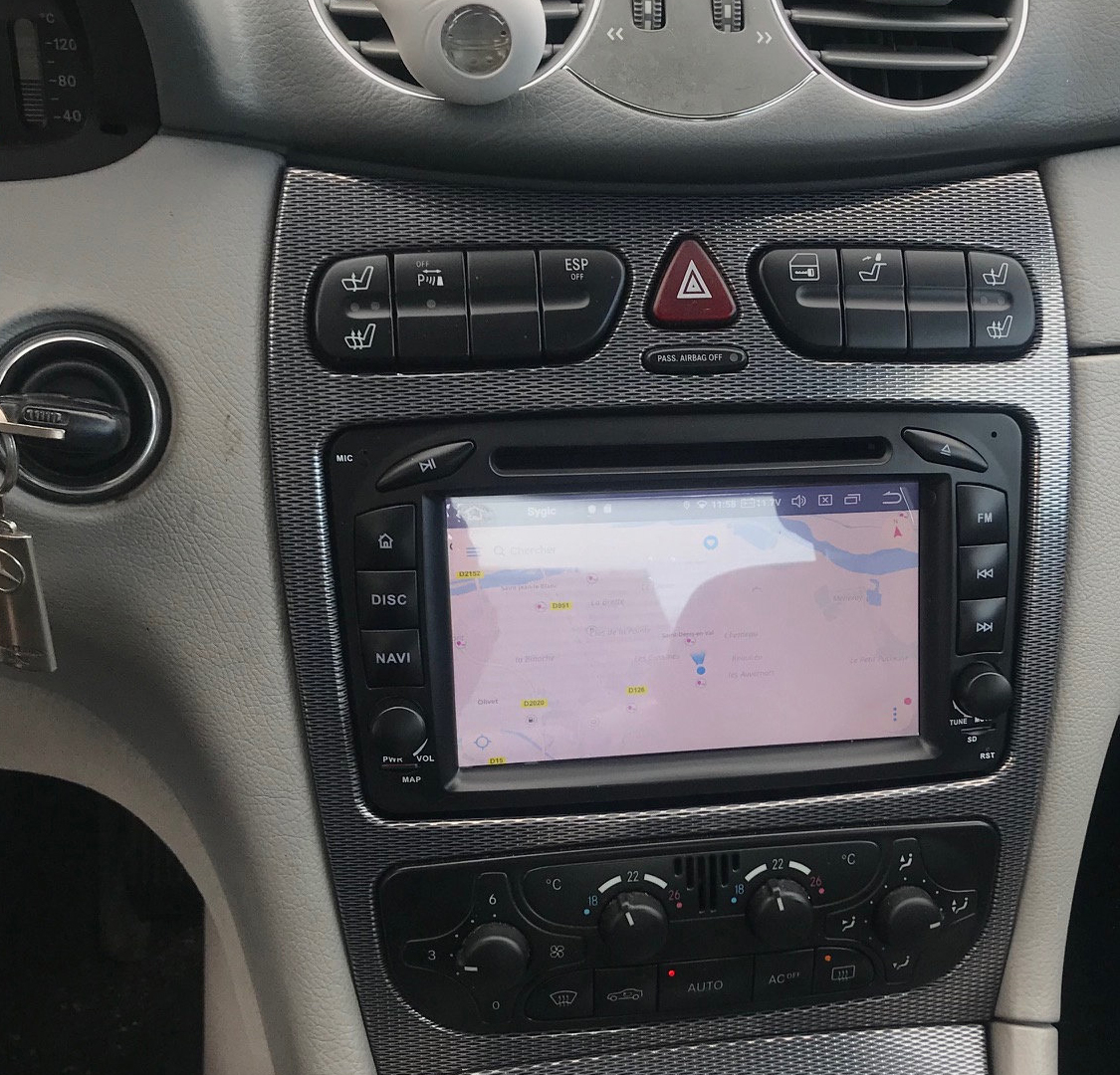 Autoradio tactile GPS Android 12.0 et Apple Carplay Mercedes Classe C W203, CLK, Vito, Viano et Classe G