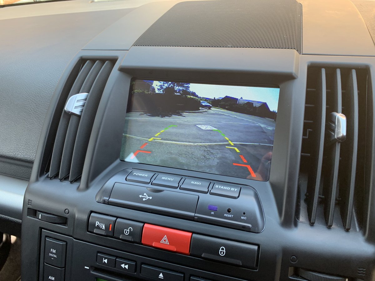 freelander2010-cam01
