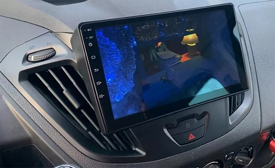 Ecran tactile QLED GPS Apple Carplay et Android Auto sans fil Ford Transit Custom et Tourneo Custom de 2012 à 2017